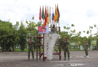 Atraksi prajurit Yonarmed 12 Kostrad 