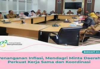 Rapat koordinasi penanganan inflasi diikuti secara virtual di Ruang VIP Balai Kota Padang Panjang.