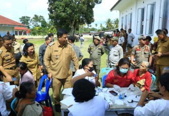 Bupati Samosir ngantor di Desa Saornauli Hatoguan