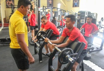 Olahraga Fitness Prajurit Menarmed 2 Kostrad 