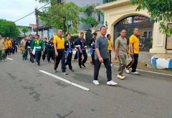 Olahraga bersama prajurit Kodim 0801/Pacitan 