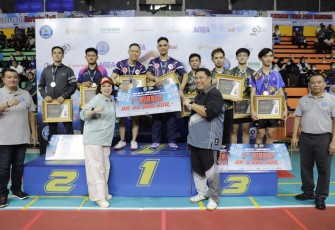 Kepala BNN RI Dr Petrus Reinhard Golose bersama para pemenang 