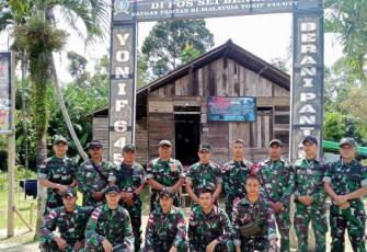 Foto bersama satgas perbatasan 