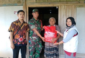 Penyaluran bantuan sembako warga binaan