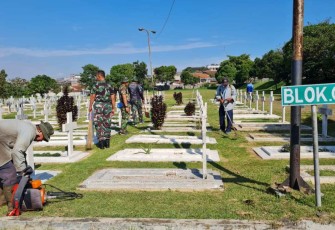 Pembersihan TMP jelang HUT ke-77 TNI AU 