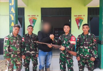 Terima senpi rakitan warga perbatasan 