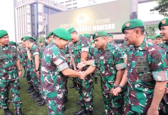Kasad Jenderal TNI Dudung Abdurachman saat halal bi halal di Mabesad, Selasa (2/5) 