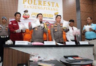 Kapolresta Tanjungpinang Kombes Pol H Ompusunggu saat memberikan keterangan pers, Rabu (12/7)