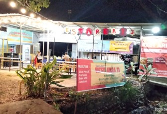 Cafe Rest 73 Kota Makassar 