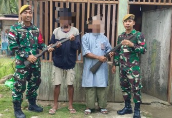Satgas Yonarhanud 3/YBY menerima 2 pucuk senjata, Sabtu (15/7)