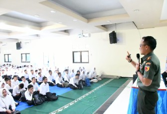 Dandim 0802/Ponorogo Letkol Inf Hirta Juni Adriansyah 