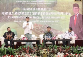 Mendes PDTT Abdul Halim Iskandar 