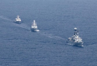KRI Frans Kaisiepo-368 Latihan Bersama Unsur MTF-UNIFIL dan Kapal Destroyer Italia 