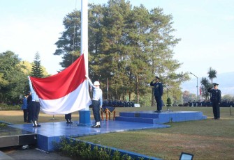 Upacara peringatan HUT Kemerdekaan RI di Seskoau Lembang Bandung, Kamis (17/8)
