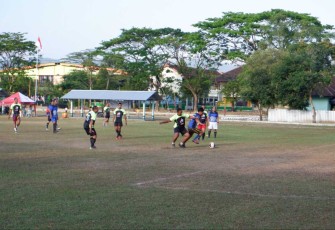 Pertandingan sepakbola antar personil Kodim 0801/Pacitan