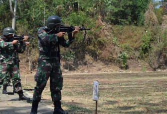 Latihan menembak prajurit Yonarhanud 2 Kostrad, Rabu (20/9)