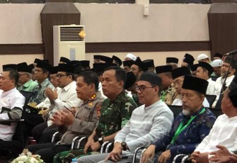 Asintel Kasdam XIV/Hsn Kolonel Inf Enjang saat menghadiri Halaqah Kebangsaan dan Keumatan  
