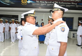 Danpuslatlekdalsen Kodiklatal Kolonel Laut (P) Baharudin Anwar saat sertijab