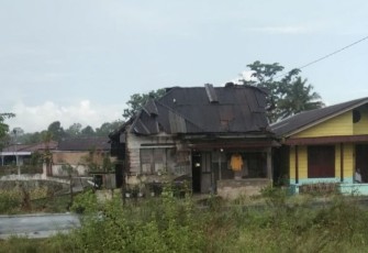 Rumah warga rusak diterjang angin puting beliung 