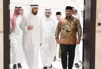 Menag Yaqut Cholil Qoumas bertemu dengan Menteri Haji dan Umrah Arab Saudi Tafiq F Al Rabiah, Jumat (30/6/2023)