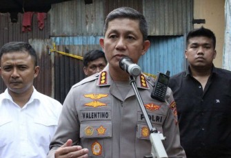 Kapolrestabes Medan Kombes Valentino Alfa Tatareda saat memberikan keterangan pers