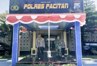 Dandim 0801/Pacitan Letkol Inf Roliyanto bersama Kapolres Pacitan, Jum'at (25/8)