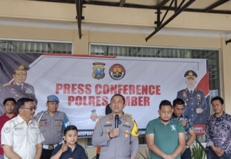 Kapolres Jember AKBP Muh. Nurhidayat saat memberikan keterangan pers, Sabtu (9/9)