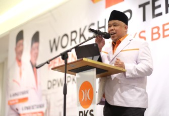 Ketua PKS Jatim Irwan Setiawan