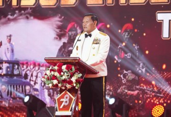 Panglima TNI Laksamana TNI Yudo Margono, S.E., M.M., pada acara Komsos Eksekutif dan Gala Dinner, yang utamanya mantan pejabat Panglima TNI dalam rangka Hari Ulang Tahun ke 78 TNI, dengan tema: “TNI Patriot NKRI Pengawal Demokrasi Untuk Indonesia Maju”, di Gedung Soedirman Jl. Dr. Saharjo No. 268, Menteng Dalam, Kec. Tebet, Jakarta Pusat, Selasa malam (3/10/2023).