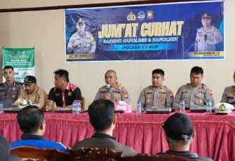 Polres Rejang Lebong Jumat Curhat di Desa Suban Ayam 