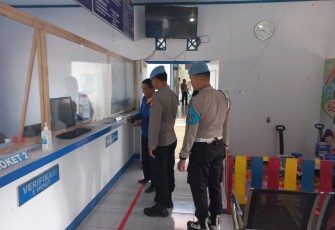 Si Propam Polres Lebong Cek Personel Petugas Pelayanan