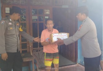 Warga Kecamatan Kota Manna dan Kecamatan Pasar Manna Terima Bantuan Sosial dari Polsek Kota Manna