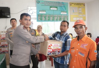 Polri Peduli, Bid Humas Polda Bengkulu Distribusikan Bantuan Kemanusian Untuk Negeri