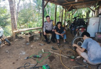 Duduk Bareng Pemuda Pak Bhabin Batik Nau Sharing Situasi Kamtibmas