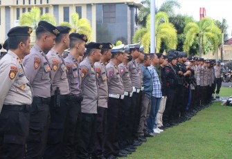 Pimpin Apel Kesiapan Ops Ketupat Nala 2023, Dirlantas Perintahkan Anggota Tambah Patroli Dialogis Menggunakan Pengeras Suara
