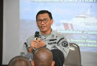 Deputi Kebijakan dan Strategi Bakamla RI Laksda Bakamla Dr. Gregorius Agung W.D., M.Tr(Han).