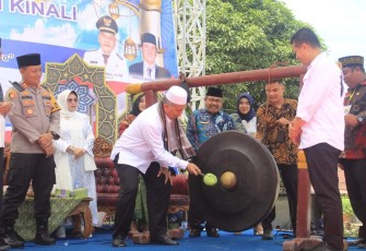 Bupati Pasbar Hamsuardi Resmi Buka MTQ Nasional ke-XIl Tingkat Kecamatan Kinali Tahun 2023