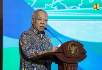 Menteri Pekerjaan Umum dan Perumahan Rakyat Basuki 