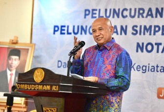 MenKopUKM Teten Masduki saat menghadiri peringatan hari ulang tahun Ombudsman RI Ke-23, Jum'at (10/3).
