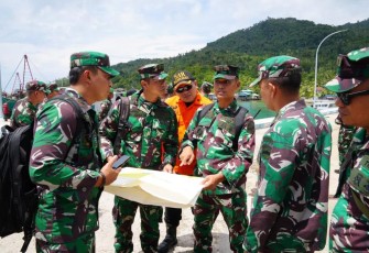 Mabes TNI dan Basarnas saat melaksanakan tinjau medan/survey di Natuna dan Batam mulai Kamis 10 sampai dengan Sabtu 12 Agustus 2023. 