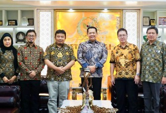 Bamsoet saat menerima pengurus Himpunan Pengembang Permukiman dan Perumahan Rakyat (Himperra), di Jakarta, Jumat (1/12/23).