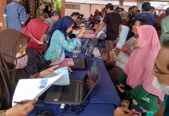 Warga yang tinggal di kawasan Wonorejo kecamatan Cepu masih antusias mendaftarkan Hak Guna Bangunan lahan yang ditempatinya selama bertahun -tahun.
