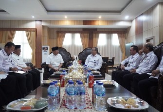 Audiensi Kepala BPS Provinsi Bengkulu Beserta Jajaran dengan Gubernur Rohidin Mersyah 
