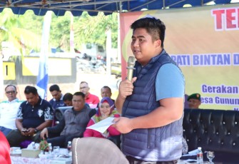 Bupati Roby Dalam Temu Wicara Bersama Masyarakat