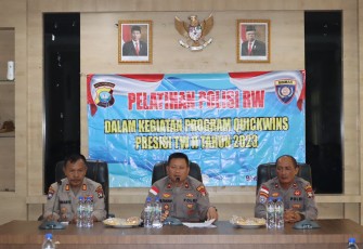 Wakapolres Bintan Buka Pelatihan Polisi RW