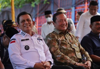 Gubernur Ansar Lepas Ekspor Perdana Ayam Hidup dari Bintan ke Singapura 