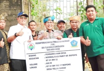 Mendes PDTT dan Bupati Bintan saat Launching Gerakan Padat Karya Tunai Desa