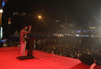 Kehadiran Kepala BP Batam, Muhammad Rudi, mendapat sambutan hangat dari ribuan masyarakat Kota Batam asal Sumatera Barat