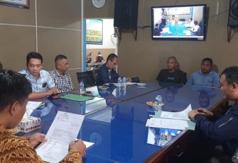 KBO Sat Resnarkoba Polres Tapsel, Ipda TP Saragih, SH, yang mewakili Kasat, AKP S Sagala, SH, mengantarkan langsung dua pria berinisial, FKR (19), dan ALH (32) untuk proses Asesmen ke BNNK setempat.