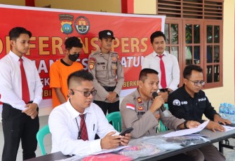 Konferensi Pers Polres Natuna 